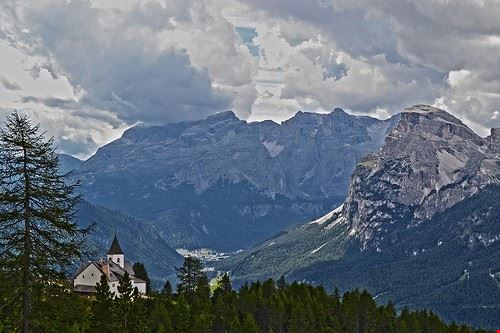  Corvara in Badia Lars Maresca - Attribution-NonCommercial (http://creativecommons.org/licenses/by-nc/2.0/) Lars Maresca