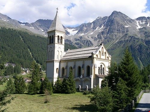 Chiesa nuova - Battalo - Battalo - Attribution-NonCommercial-ShareAlike (http://creativecommons.org/licenses/by-nc-sa/2.0/)