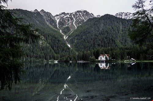 Lago di Dobbiaco Braies photovalmat - Attribution-NonCommercial-ShareAlike (http://creativecommons.org/licenses/by-nc-sa/2.0/) photovalmat