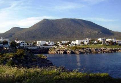 veduta di avlemonas sull'isola di kithira