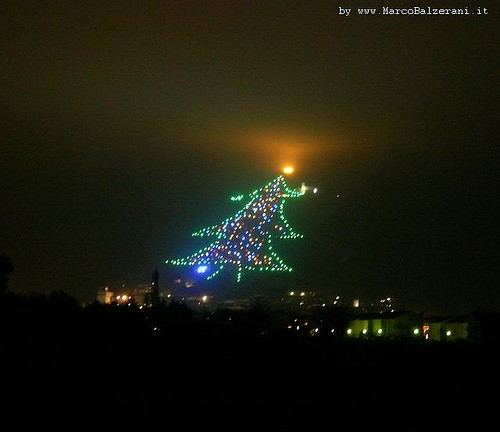  l albero di natale piu grande del mondo