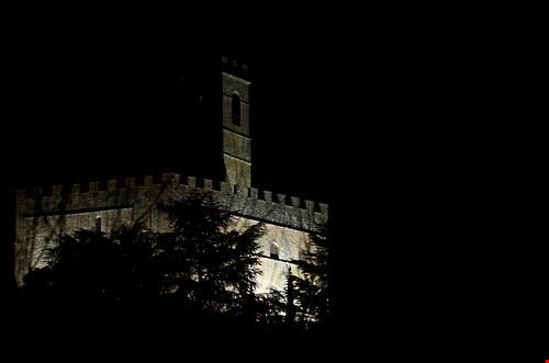 Il Castello dei Conti Guidi di Poppi Arezzo fiammifero - Attribution-NonCommercial-NoDerivs (http://creativecommons.org/licenses/by-nc-nd/2.0/) fiammifero