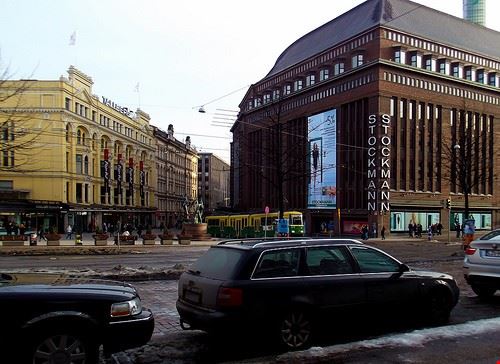 Itakeskus e Stockmann Helsinki Rowanhill - Attribution-NonCommercial (http://creativecommons.org/licenses/by-nc/2.0/) Rowanhill