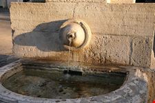  la fontana delle tiare