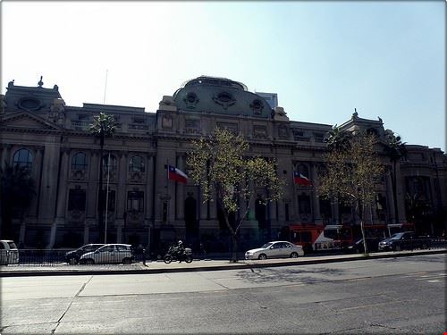 Biblioteca nazionale del Cile - Sixskinsia - Sixskinsia - Attribution-NonCommercial-ShareAlike (http://creativecommons.org/licenses/by-nc-sa/2.0/)