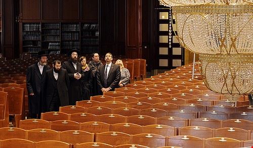 Grande Sinagoga - U.S. Embassy Tel Aviv - U.S. Embassy Tel Aviv - Attribution-ShareAlike License (http://creativecommons.org/licenses/by-sa/2.0/)
