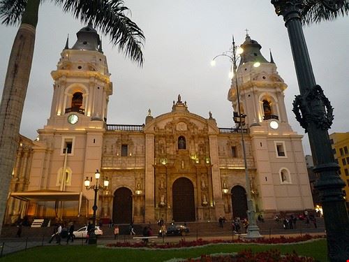Cattedrale - Edoardo Cavazzuti - Edoardo Cavazzuti - Attribution-NonCommercial-ShareAlike (http://creativecommons.org/licenses/by-nc-sa/2.0/)