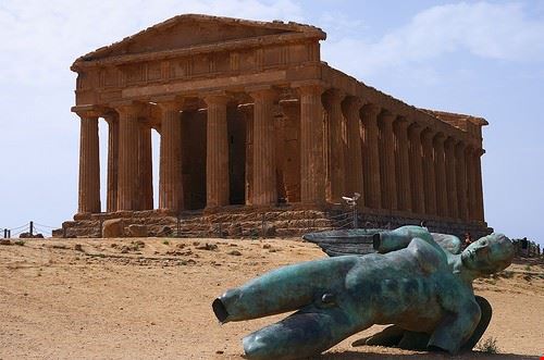  Agrigento ccdoh1 - Attribution-NonCommercial-NoDerivs (http://creativecommons.org/licenses/by-nc-nd/2.0/) ccdoh1