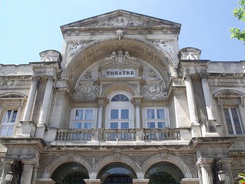 Opéra-Théâtre - ell brown - ell brown - Attribution License (http://creativecommons.org/licenses/by/2.0/)