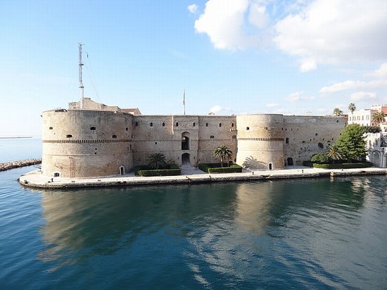 castello aragonese