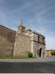  puerta de bisagra