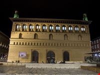  la loggia dei mercanti