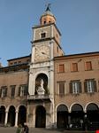 palazzo del comune modena