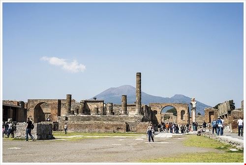  Pompei Allison Richards (atrphoto) - Attribution-NonCommercial-NoDerivs (http://creativecommons.org/licenses/by-nc-nd/2.0/) Allison Richards (atrphoto)