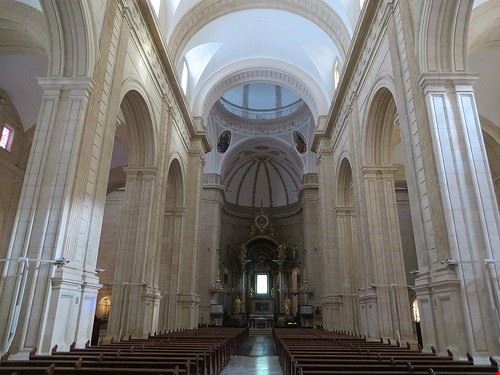 Basilica di Santa Maria - TijsB - TijsB - Attribution-ShareAlike License (http://creativecommons.org/licenses/by-sa/2.0/)