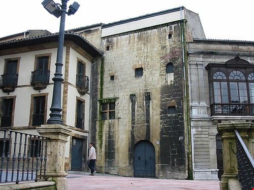  Oviedo Gonmi - Attribution License (http://creativecommons.org/licenses/by/2.0/) Gonmi