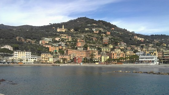 panorama dal molo di levante