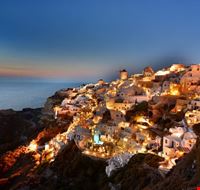 prime luci della sera ad oia santorini prime luci della sera ad oia santorini