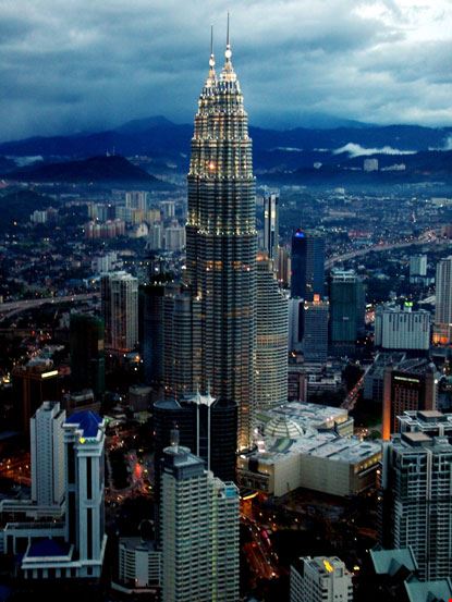 Petronas Towers Kuala Lumpur Riccardo Gatta -  ricgatta@gmail.com Riccardo Gatta -  ricgatta@gmail.com