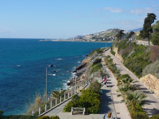 Foto La Pista Ciclabile Di San Lorenzo Al Mare A San Lorenzo Al Mare 550x412 Autore San Lorenzo Al Mare Tecnocasa 2 Di 2