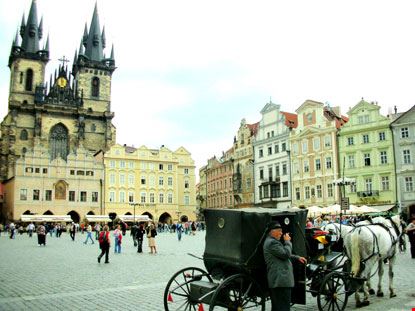 Piazza della Città Vecchia Praga Riccardo Gatta -  ricgatta@gmail.com Riccardo Gatta -  ricgatta@gmail.com
