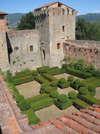 Rocca del Cerruglio - Croosadabilia - Croosadabilia - CC BY-SA 4.0