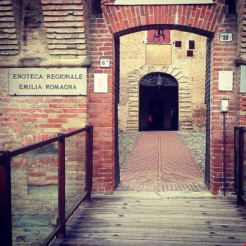 Enoteca regionale - Turismo Emilia Romagna - Turismo Emilia Romagna - Attribution-NonCommercial-ShareAlike (http://creativecommons.org/licenses/by-nc-sa/2.0/)