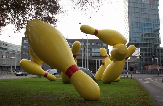 Flying Pins