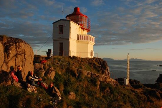 Faro di Litløy Nyksund Snowmanradio - CC BY-SA 2.0 Snowmanradio