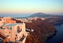 panorama del villaggio sull'isola di santorini