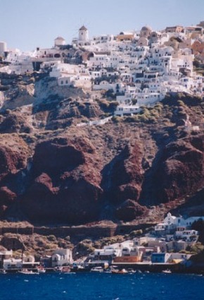panorama dell'isola di santorini dal mare