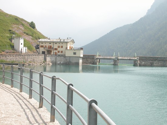 La diga del lago