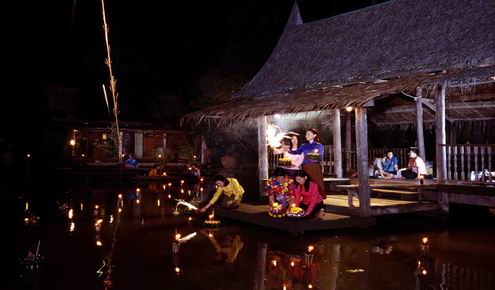 Loy Krathong Festival in the Central Plain