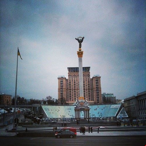 Piazza Indipendenza Kiev www.Azety.fr - Attribution-NonCommercial-NoDerivs (http://creativecommons.org/licenses/by-nc-nd/2.0/) www.Azety.fr