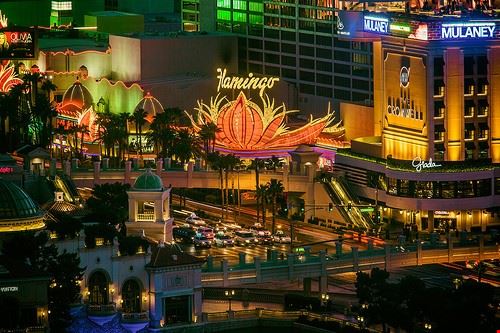 Flamingo Road Las Vegas Thomas Hawk - Attribution-NonCommercial (http://creativecommons.org/licenses/by-nc/2.0/) Thomas Hawk