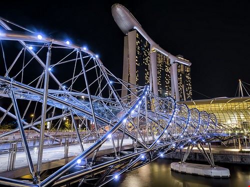 The Helix Bridge - Str1ke - Str1ke - Attribution-NonCommercial-ShareAlike (http://creativecommons.org/licenses/by-nc-sa/2.0/)