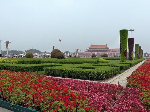 Tiananmen Square Beijing J_Llanos - Attribution-NoDerivs (http://creativecommons.org/licenses/by-nd/2.0/) J_Llanos