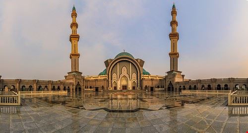 Masjid Wilayah Persekutuan - naimfadil - naimfadil - Attribution-ShareAlike License (http://creativecommons.org/licenses/by-sa/2.0/)