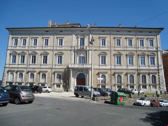 Palazzo Sforza-Cesarini - LPLT - LPLT - CC BY-SA 3.0