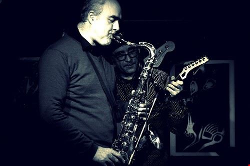 Orange Jazz club - Cristian Stefanescu - Cristian Stefanescu - Attribution License (http://creativecommons.org/licenses/by/2.0/)
