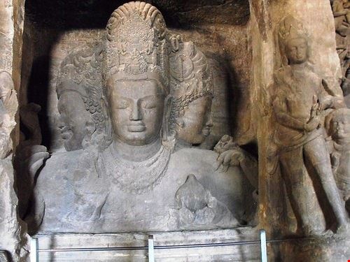  Mumbai leonyaakov - Attribution License (http://creativecommons.org/licenses/by/2.0/) leonyaakov