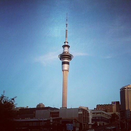 Sky Tower Auckland FallenPegasus - Attribution-NonCommercial (http://creativecommons.org/licenses/by-nc/2.0/) FallenPegasus