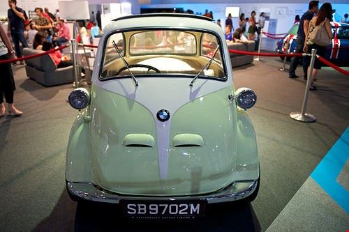 BMW Museum Munich Eugene Phoen - Attribution-NonCommercial-NoDerivs (http://creativecommons.org/licenses/by-nc-nd/2.0/) Eugene Phoen