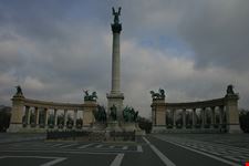  piazza degli eroi