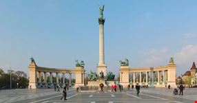 budapest hosoktere