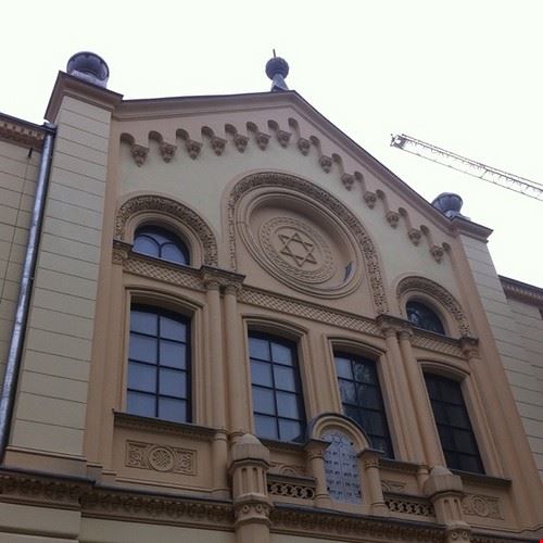 Sinagoga Nozyk Varsavia E Steuer - Attribution License (http://creativecommons.org/licenses/by/2.0/) E Steuer