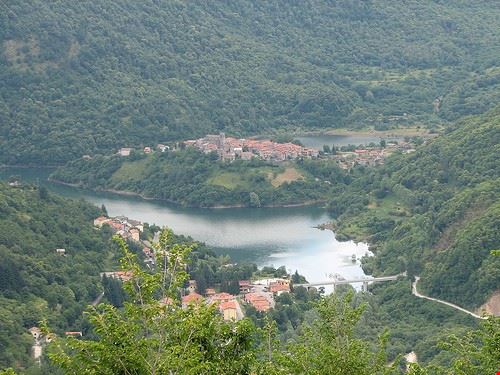 lago di vagli Lucca NH53 - Attribution License (http://creativecommons.org/licenses/by/2.0/) NH53
