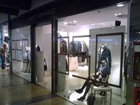  shopping areas