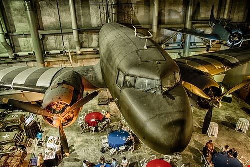 Museo Nazionale della Seconda guerra Mondiale New Orleans  w4nd3rl0st (InspiredinDesMoines) - Attribution-NonCommercial-NoDerivs (http://creativecommons.org/licenses/by-nc-nd/2.0/) w4nd3rl0st (InspiredinDesMoines)