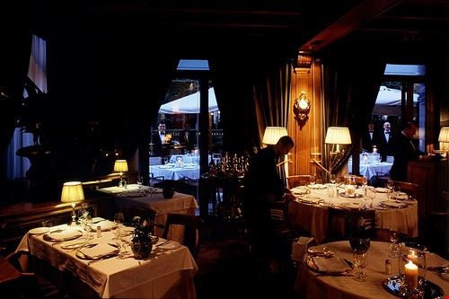  Monza Hotel de la Ville Monza - Attribution-NonCommercial-ShareAlike (http://creativecommons.org/licenses/by-nc-sa/2.0/) Hotel de la Ville Monza